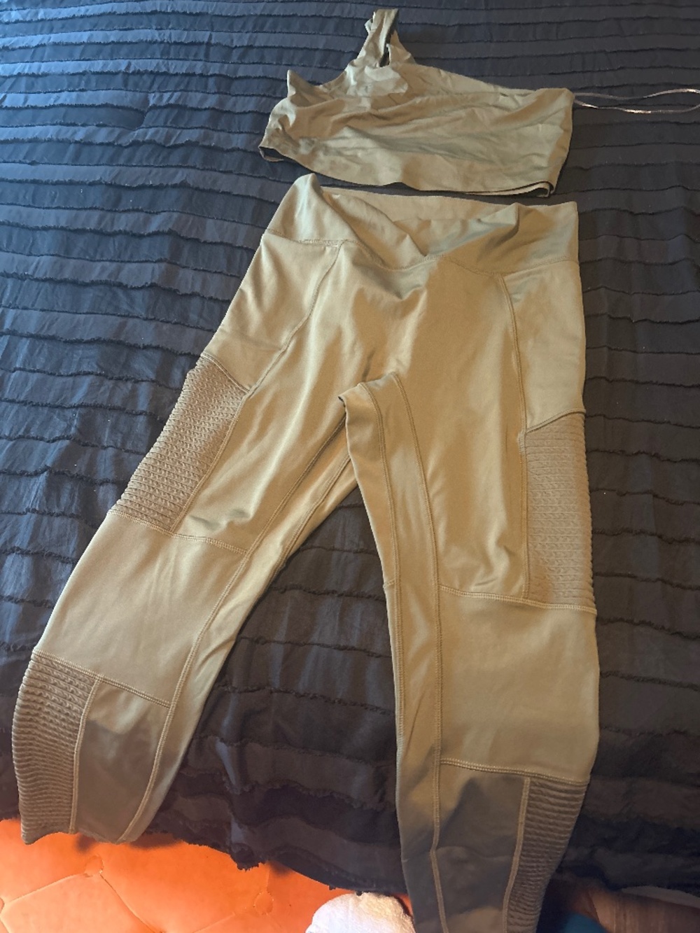 Athletic outfit